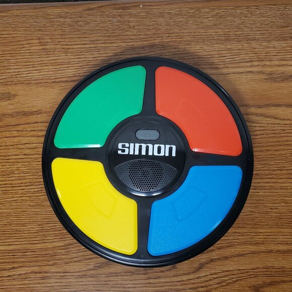 Games - Electronic - Simon by Hasbro - 9" Diameter - Tested and Works - Picture 1 of 3